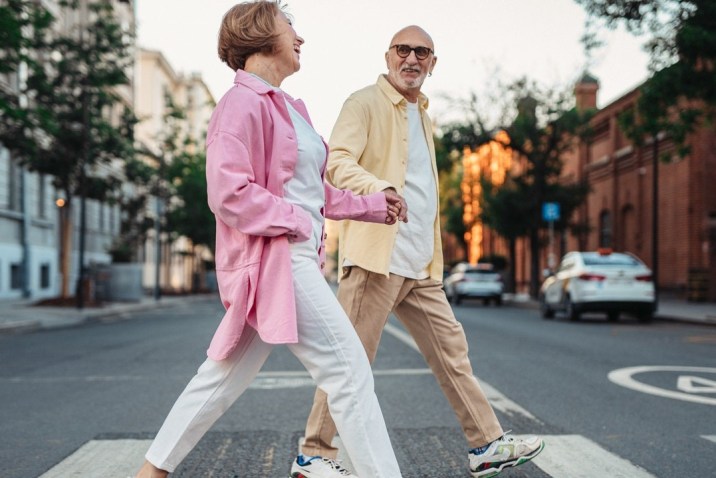 People walking without falling