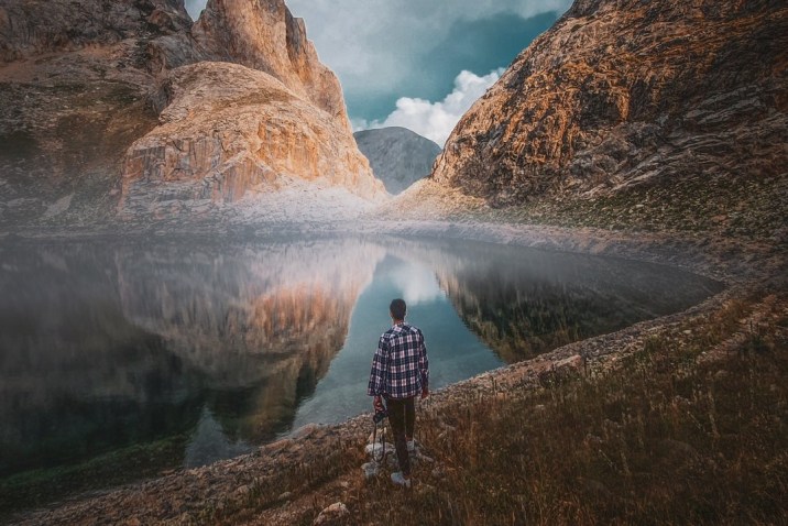 Man by a lake - healing mind